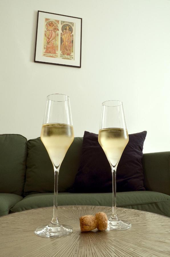 Le Petit Meslier, 15 Min Cathedrale - Old Town Apartment Reims Ngoại thất bức ảnh
